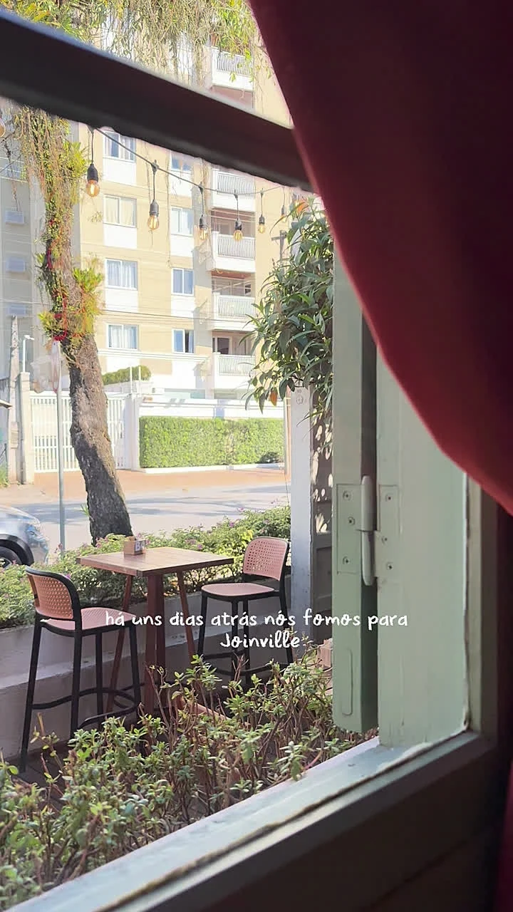 Café & bistrô